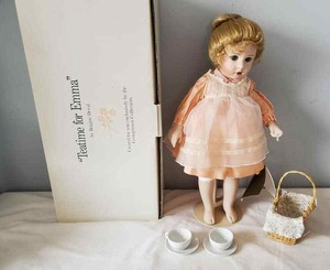 georgetown collection porcelain dolls
