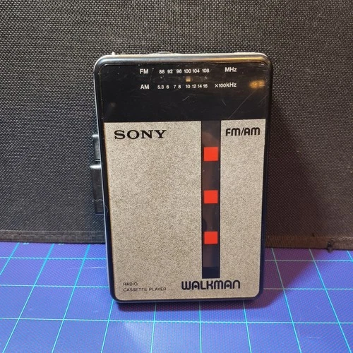 Vintage 80s Sony Walkman WM-AF22 AM FM Radio  Cassette Player Parts Radio Works