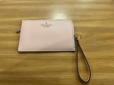 Kate Spade Medium Wallet  Pale Pink zipper and wrist strap