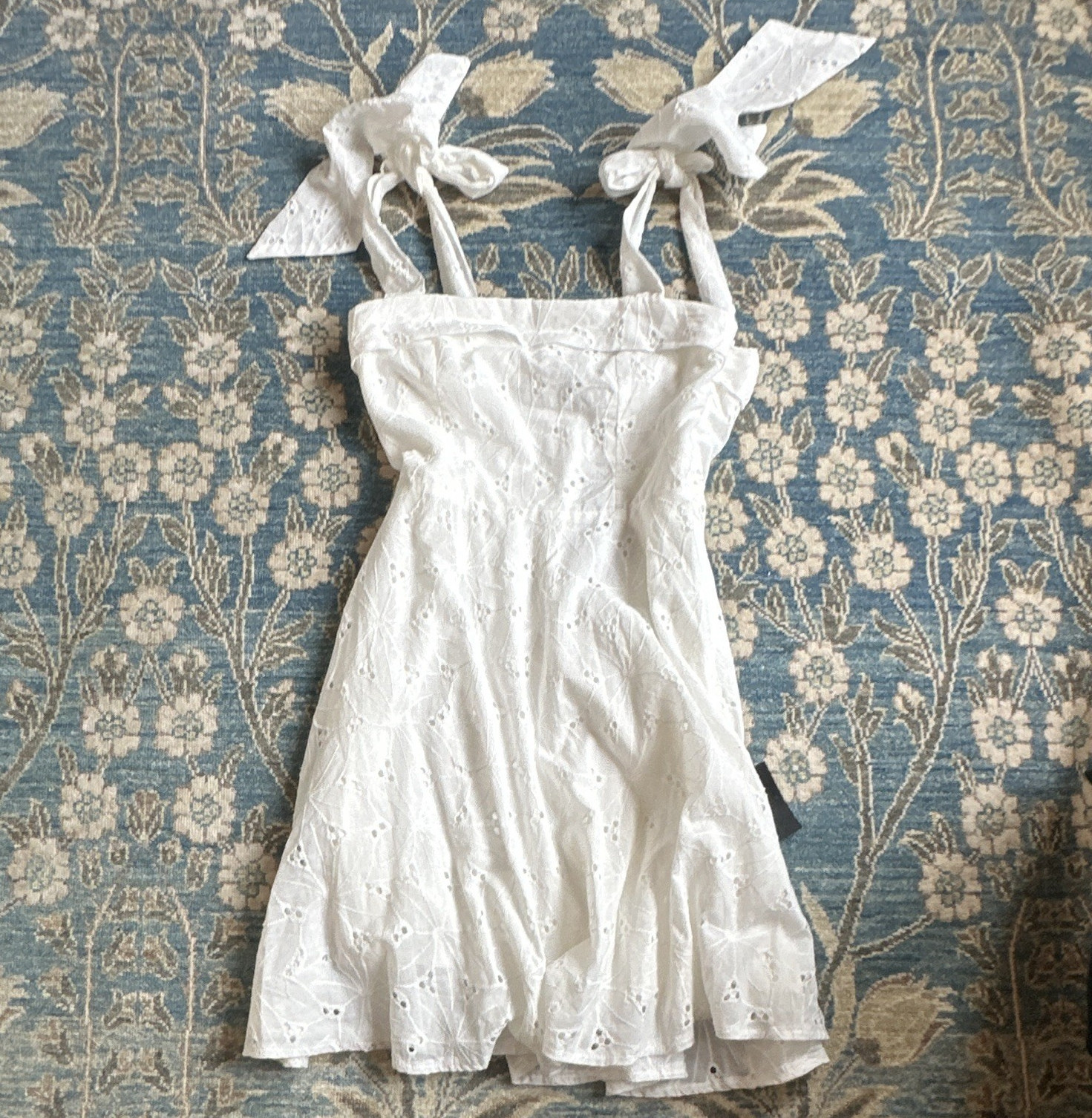 Lulus White Cotton Eyelet Sundress Square Neck Tie Strap Bow Short XS