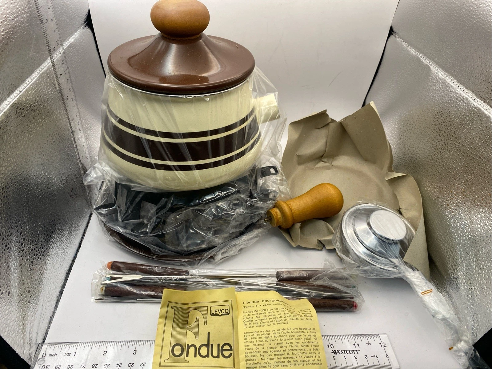 VTG 1970's Levco Fondue Set Yellow/Brown Retro Style Made In Japan. Open Box A88
Opens in a new wind