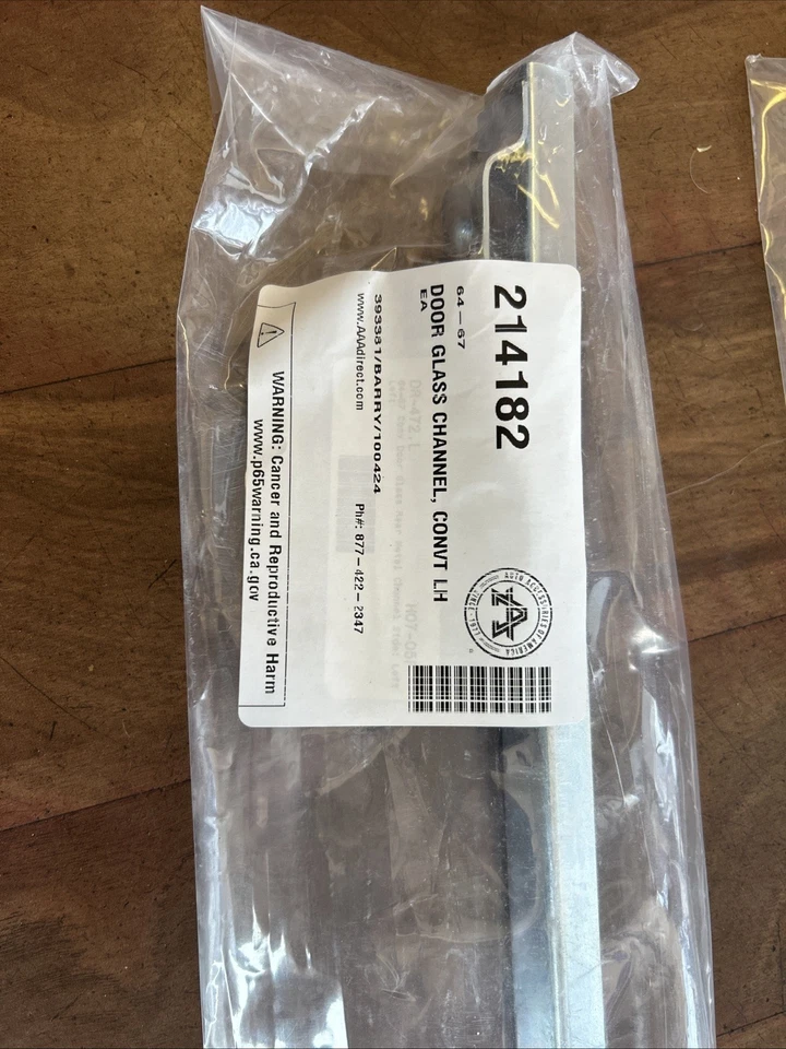 Chevrolet Corvette 1964-1967 puerta conv canal de vidrio lados R&L Foto 2 de 4