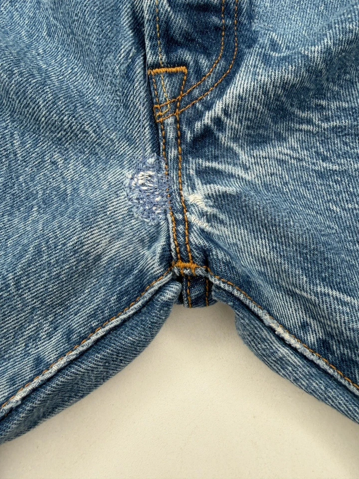 Jeans de mezclilla vintage Levi’s 501 botón mosca pierna recta 32 x 32* Foto 4 de 4