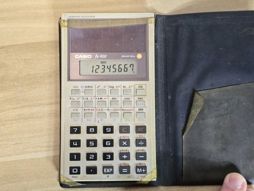 Casio FX-900 prima calcolatrice scientifica ad energia solare vintage anni 80. Con custodia. - Foto 2 di 6
