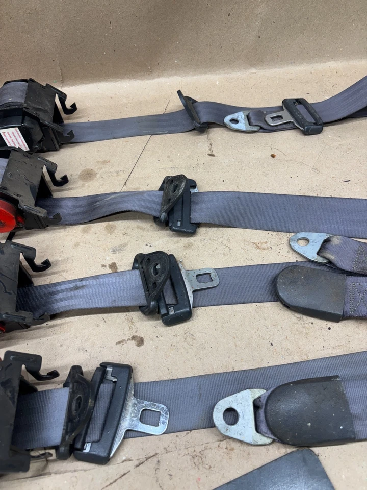 Dodge Dakota 92 93 1987 1993 1994 1995 1996 conjunto de cinturones de seguridad ex cabina funcionando bien o Foto 3 de 4