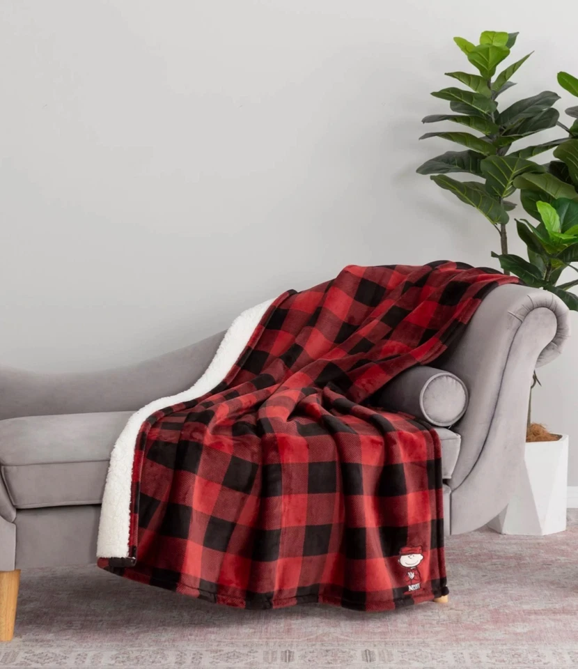Peanuts Charlie Brown Throw Blanket Red & Black Buffalo Plaid Check 50 X 70 - Image 2 of 4