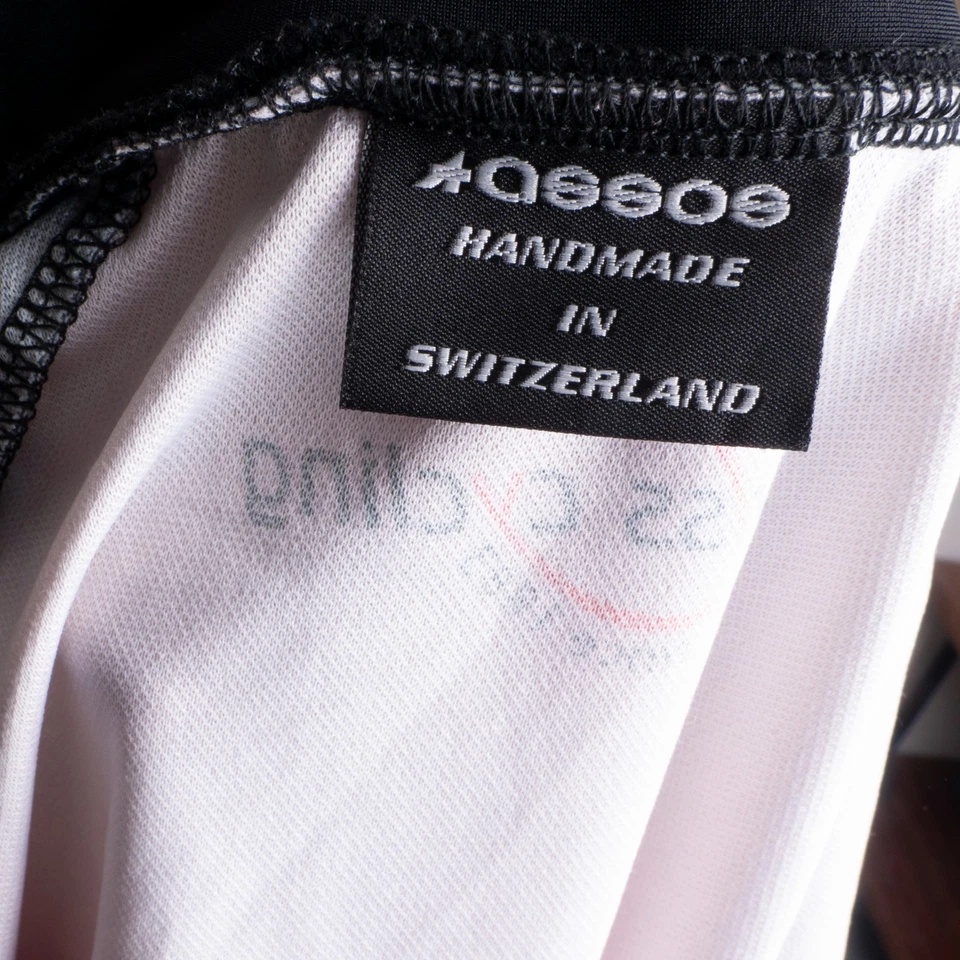 ASSOS Mens Vintage Cycling Windstopper Full-Zip Vest Size XL - SWISS TEAM RIDE - Image 4 of 4