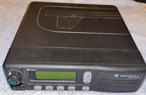 Motorola MCS 2000 800mhz mobile radio