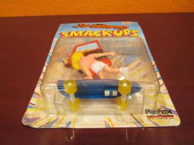 1986 SKATEBOARD SMACK-UPS CARRIE CAR DOOR FIGURE PLAYTIME