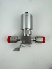 SWAGELOK 6LVV-DPFR4-P-C HIGH FLOW DIAPHRAGM VALVE 0.25" ****