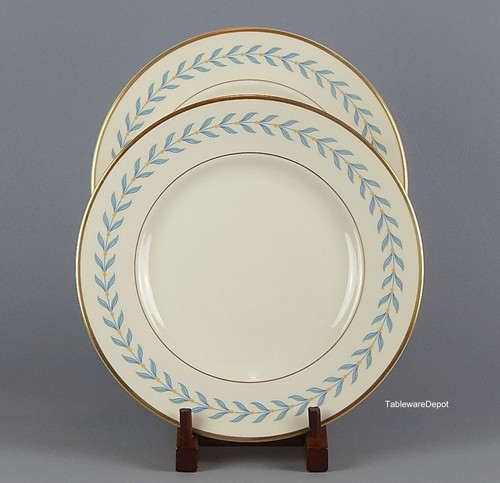 Syracuse SHERWOOD: Set of 2 Dinner Plates, 10 1/4", Old Ivory, SUPERB+ Condition