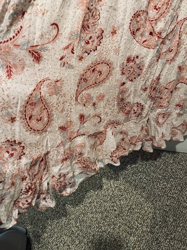 Vestido Torrid Midi Swiss Dot Surplice Envolvente Rosa Paisley Talla Grande 4X 24,26 - Imagen 3 de 13