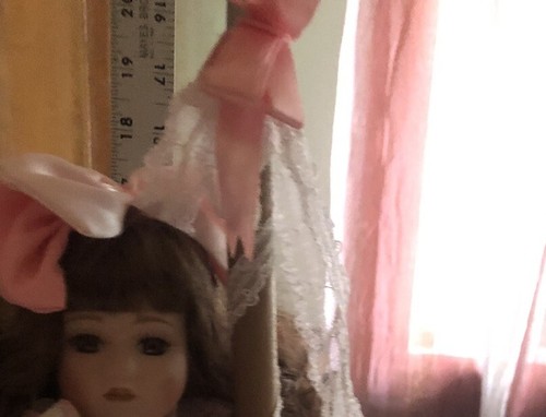PORCELAIN DOLL ON CAROUSEL HORSE W/ RIBBONS & FLOWERS BEAUTIFUL SIZE 17.5" X 11" - Picture 12 of 12