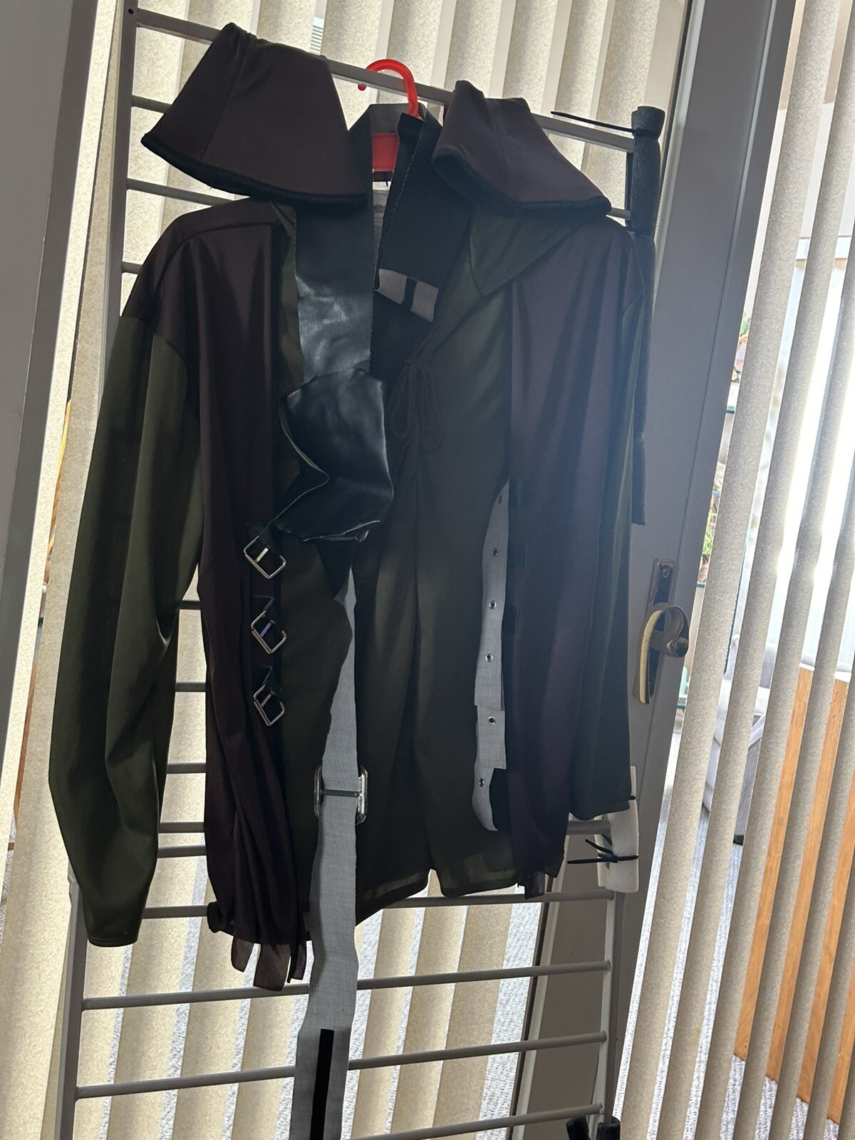 Foto 2 di 2