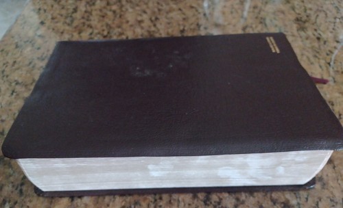 Zondervan NIV Life Application Study Bible Bonded Leather - Picture 3 of 12