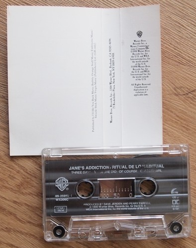 JANE'S ADDICTION - RITUAL DE LO HABITUAL (WARNER) 1990 EUROPE CASSETTE BOOKLET - Picture 3 of 5