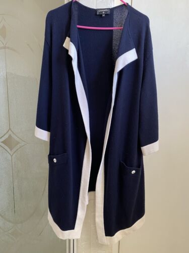 Authentic Chanel CC Logo Buttons Cardigan Sweater Cashmere 38 - 第 1/11 張圖片