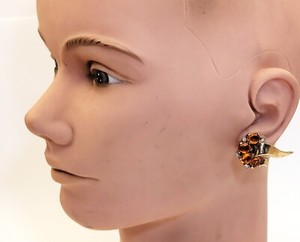 Authentic 1948 TRIFARI Crown Pat 151,533 Gold Plated Amber Rhinestones Clip-On Earrings