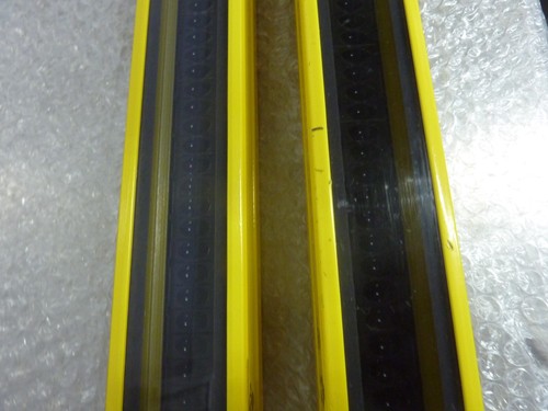 Contrinex AG Light Curtain Set YBB-14R4-0700-G012 & YBB-14S4-0700-G012 (24172) - Picture 10 of 14