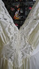 NOS Vtg SO Silky Nylon Vanity Fair Cream Gown S Lace Bodice Full Sweep 128" FEM