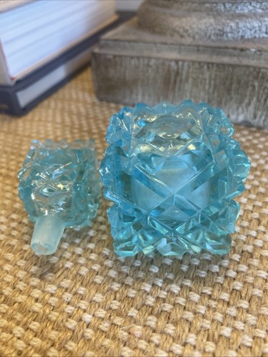 Vintage Blue Pressed Glass Perfume Bottle - Bild 4 von 4