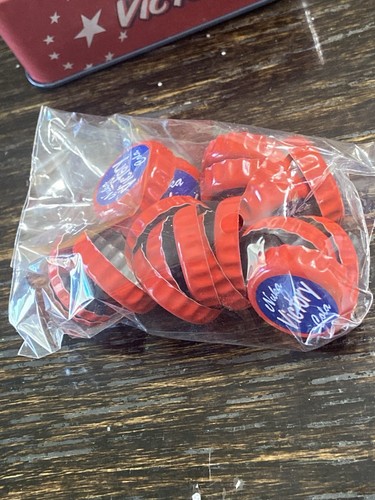 FALLOUT Bottle Cap Series Nuka-Cola Victory With Collectible Tin Factory Sealed - Picture 9 of 11