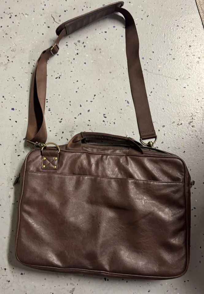 Eddie Bauer Maletín Cuero Suave Borgoña Foto 4 de 4