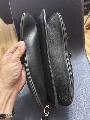 Cole Haan Schultertasche Damen "Alexa" schwarz Leder - Bild 18 von 19