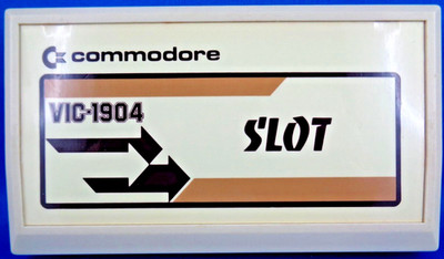 COMMODORE VC-20/VIC-20 - SLOT (COMMODORE VIC-1904 - CARTRIDGE)