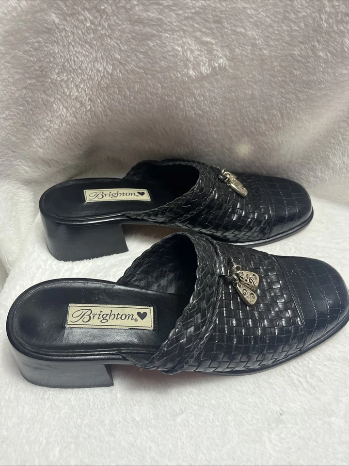 Zapatos Brighton Negros Franki Croc Cuero Repujado Mules Tejidos Con Dijes Talla 8.5 Foto 4 de 4