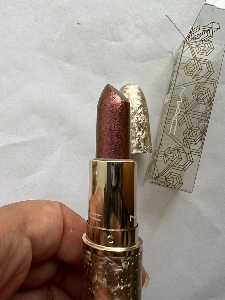 NIB MAC Snow Ball Lipstick holiday collection Shimmer & Spice Brand New In Box - Image 3 of 4