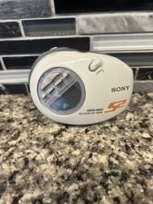 Sony Mega Bass Walkman SRF-M85W - Excellent Condition, Enhanced Bass