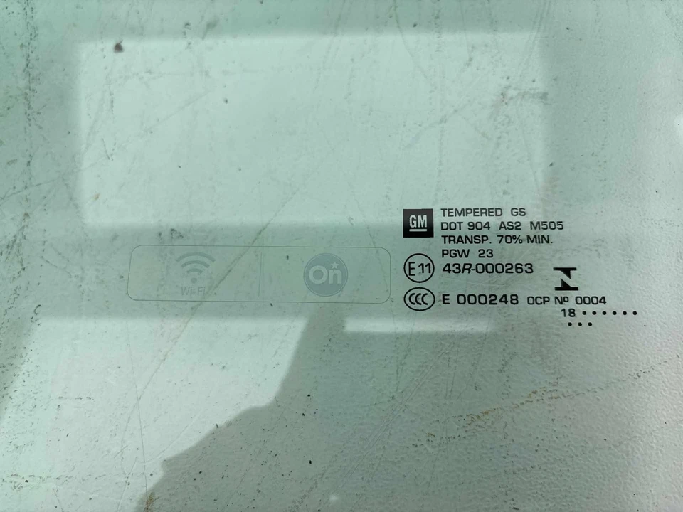 2018-2021 Chevrolet Traverse Front Left Driver Side Door Window Glass OEM - Image 4 of 4