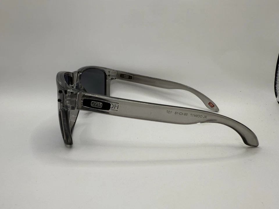 Gafas de sol polarizadas XL Oakley Holbrook y accesorios nuevos (azul/claro) Foto 2 de 4