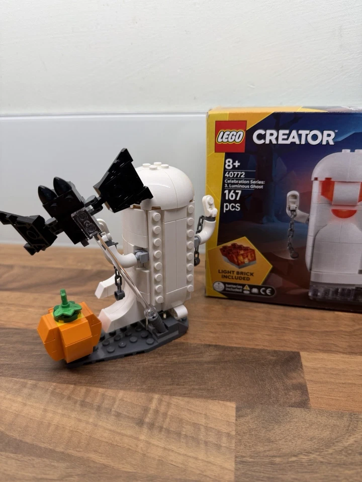 LEGO 40772 Celebration Series: Luminous Ghost, photo 2 of 4