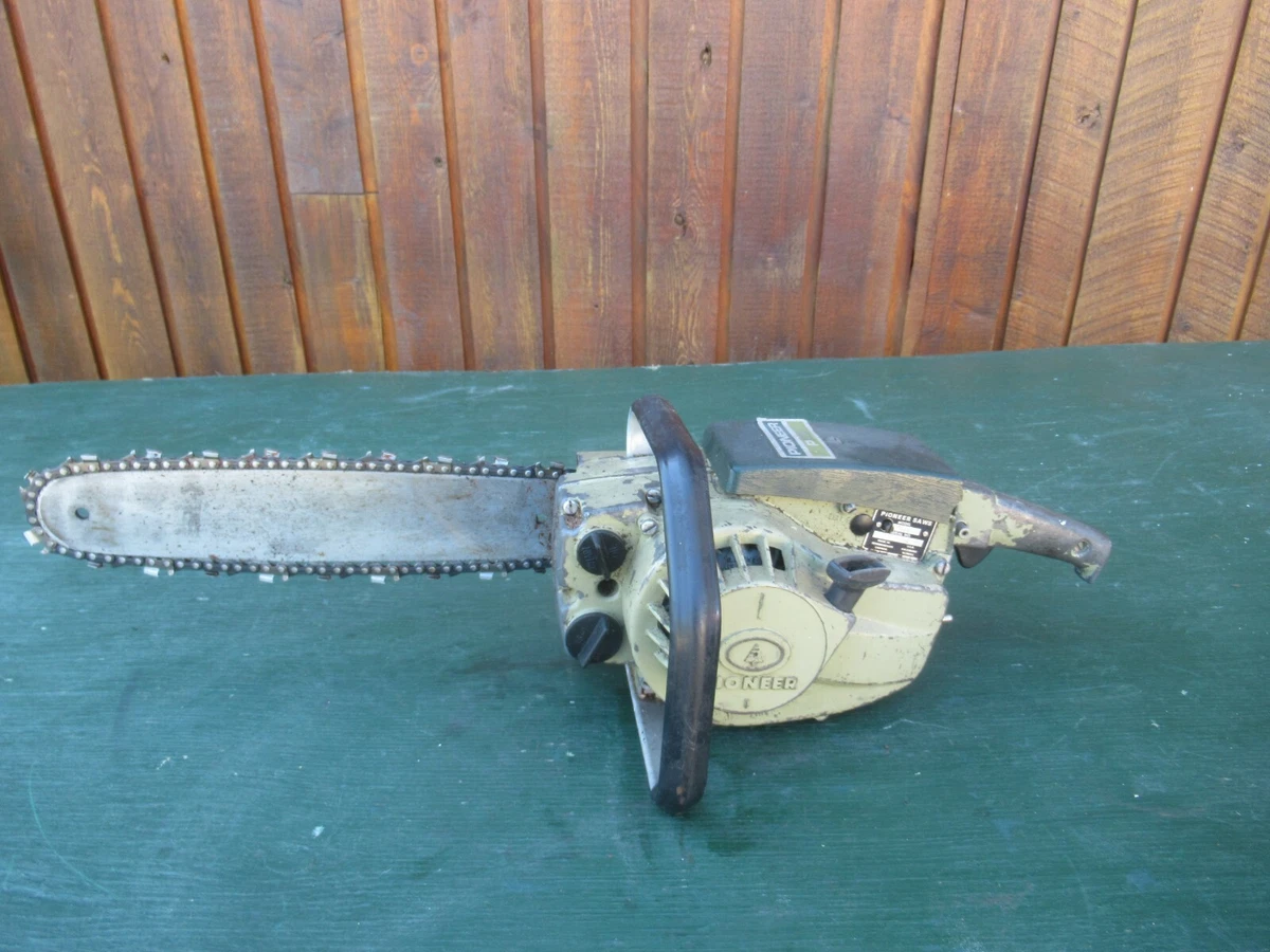 Vintage PIONEER P20 Chainsaw Chain Saw with 13
