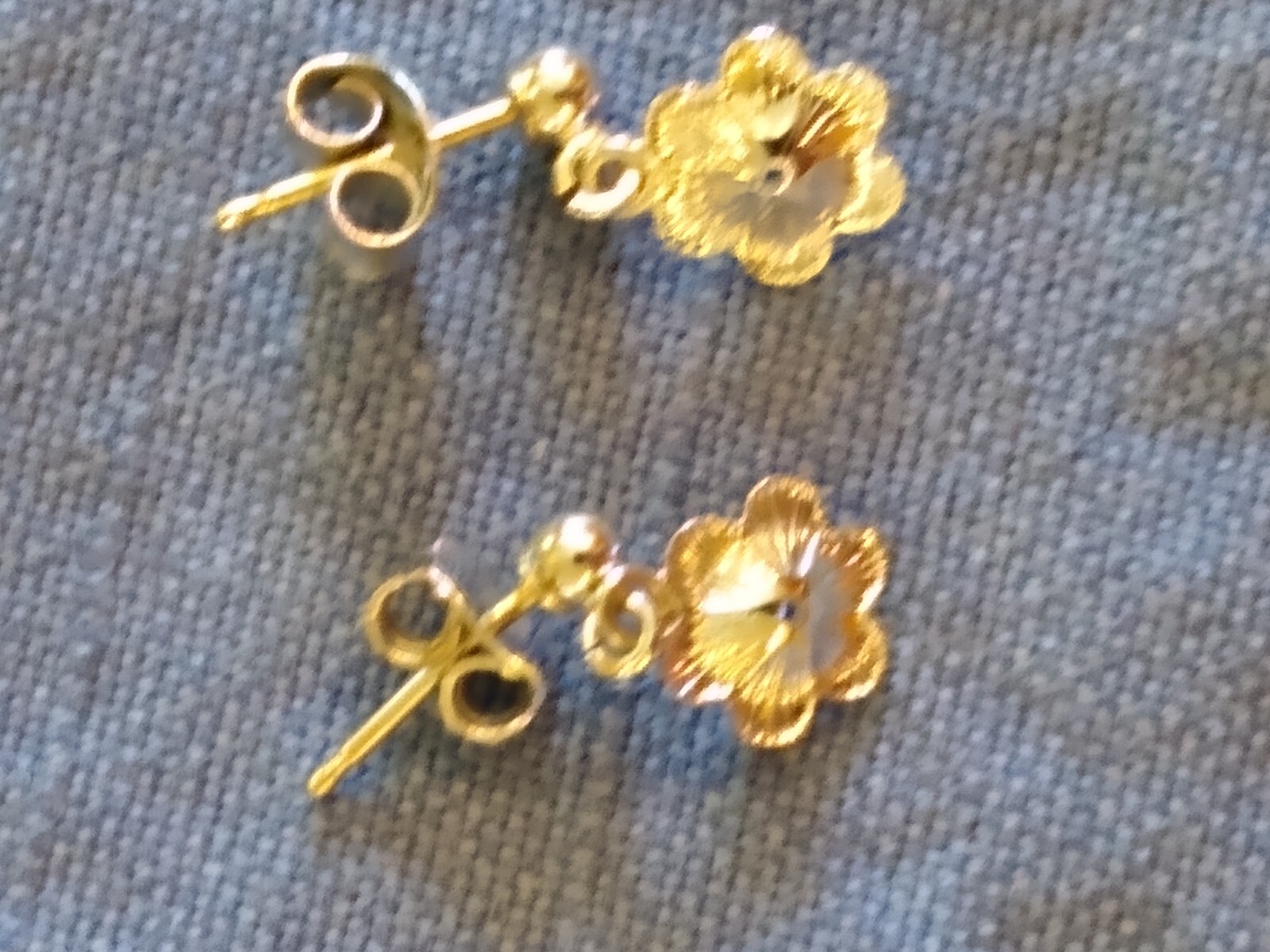 TINY STERLING SILVER FLOWER PIERCED EARRINGS WITH… - image 10