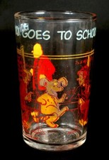 1971 ARCHIE COMIC DRINKING GLASS, HOT DOG GOES TO SCHOOL 4-1/4 TALL