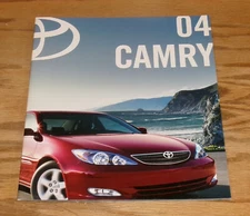 Original 2004 Toyota Camry Sales Brochure 04 LE SE XLE