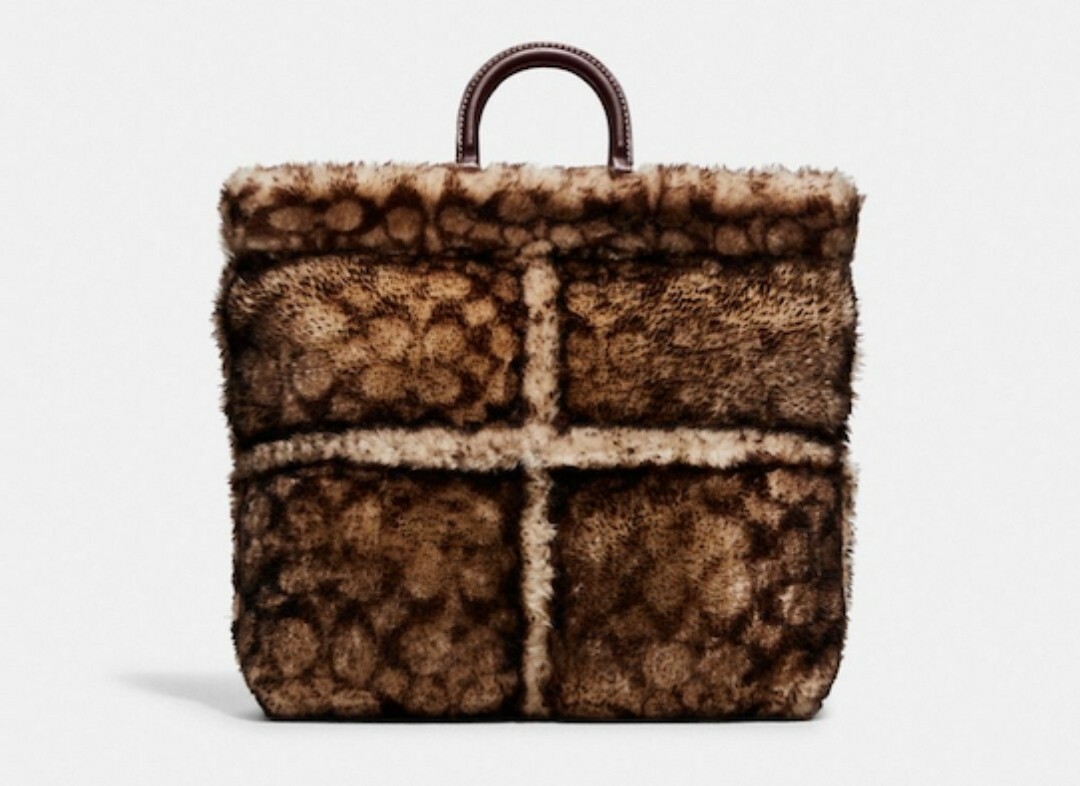 COACH ロングブーツ　ラビットファー　シグネーチャー柄 COACH - 美品☆COACH ロングブーツ ジップ ラビットファー