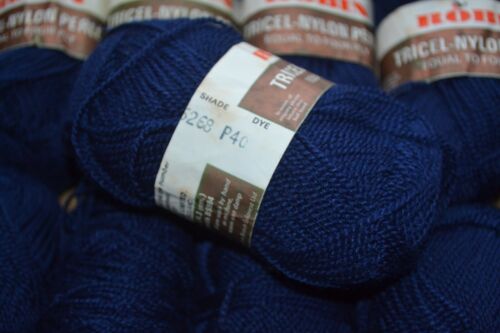 Robin Tricel-Nylon Perle, Navy 4 Ply 14 balls x 6/7oz (weighs 12oz) vintage yarn - Picture 3 of 7
