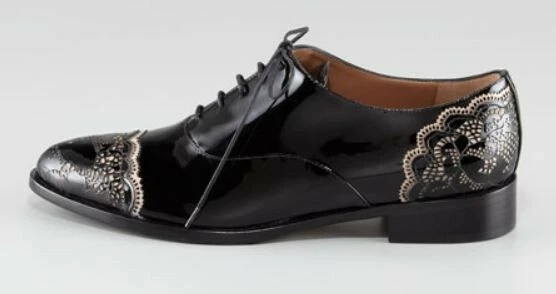 $795 Valentino Garavani Patent Leather Lace Oxford, Size 39, New in Box