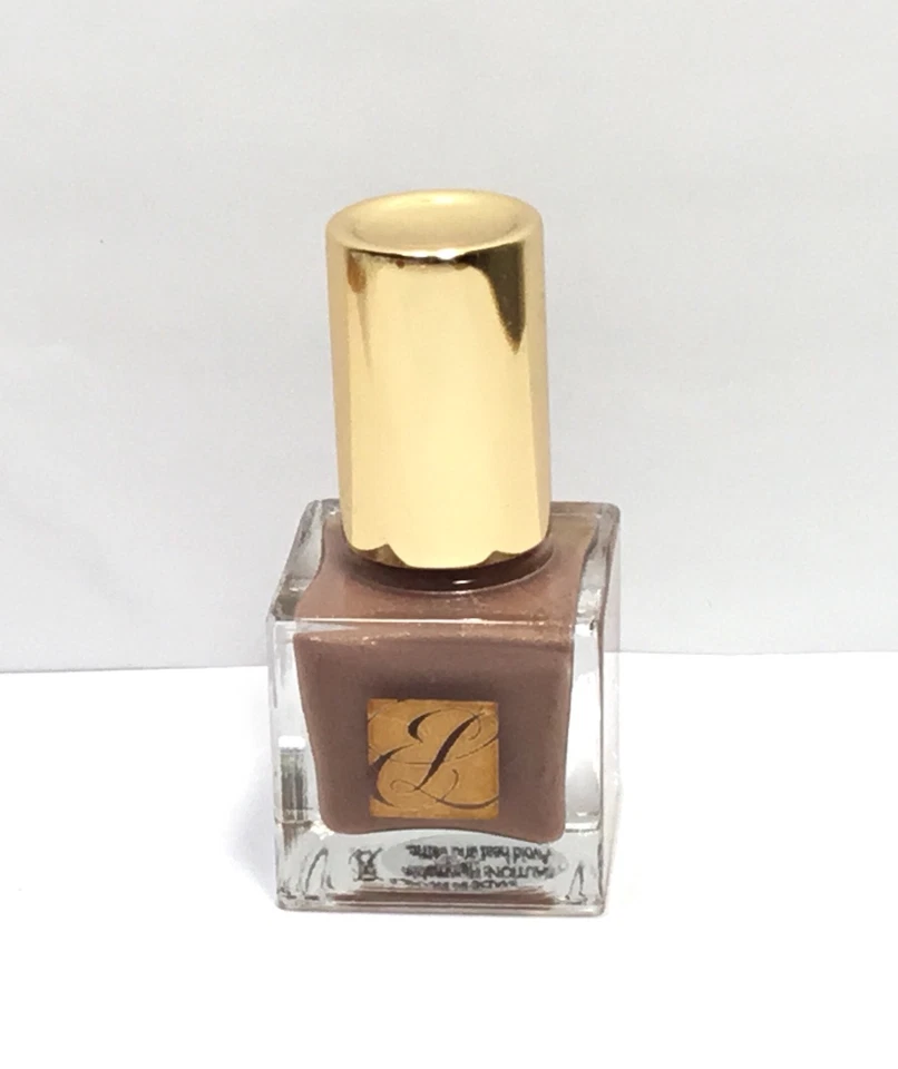 Esmalte de uñas Estee Lauder Pure Color G9 So Vain + 10 coral caliente y 2 limas de uñas Foto 2 de 4