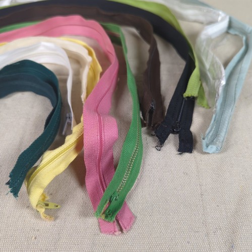 Lot 12 Zippers Mixed Sizes Colors Craft Sewing Reclaimed Nylon Plastic Metal