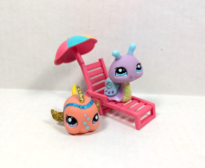 Authentic Littlest Pet Shop Pretty Pairs #2352 #2353 Fish Snail Sparkle Glitter