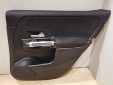 Mercedes-Benz GLB X247 2021 Hinten rechts Verkleidung Tür hinten A2477302801 Mercedes-Benz GLB X247 2021 Hinten rechts Verkleidung Tür hinten A2477302801