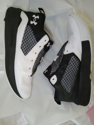 Under Armour Lockdown 5 3023949-100 White Black Basketball Shoes Size M10.5 W12