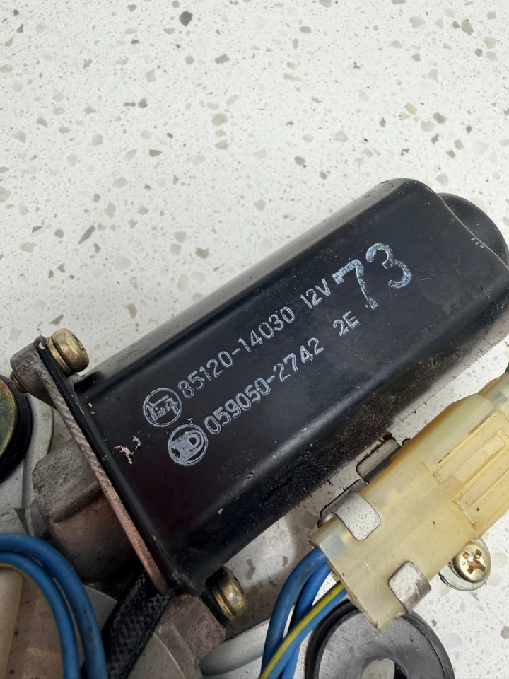 1983-85 TOYOTA SUPRA MA67 REAR WIPER MOTOR 85120-14030 OEM USED B473-8 - Image 3 of 4