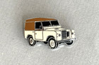 VINTAGE ENAMEL LAND ROVER SERIES II PIN BADGE SOFT TOP 2 Door IIA