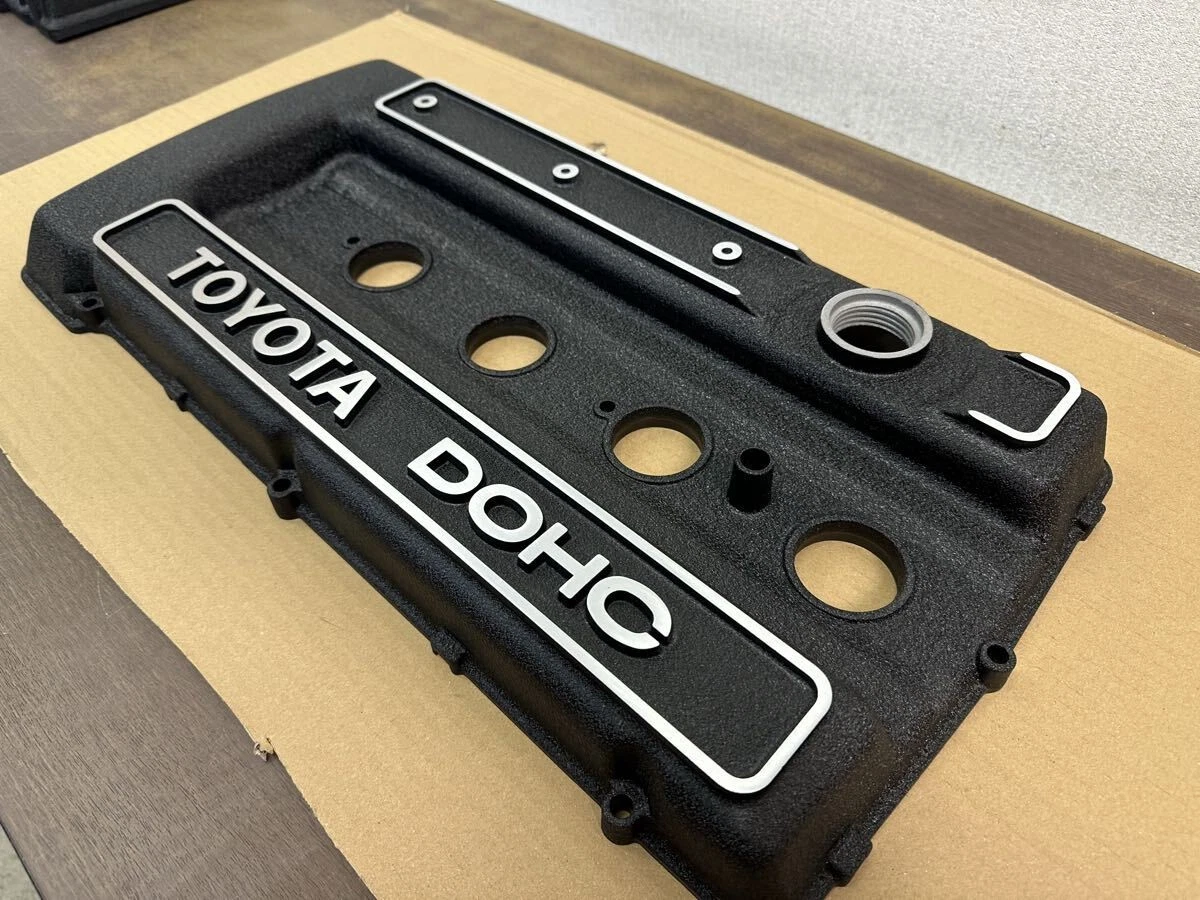 Engine Valve Covers with Vintage Part for Toyota Celica for sale